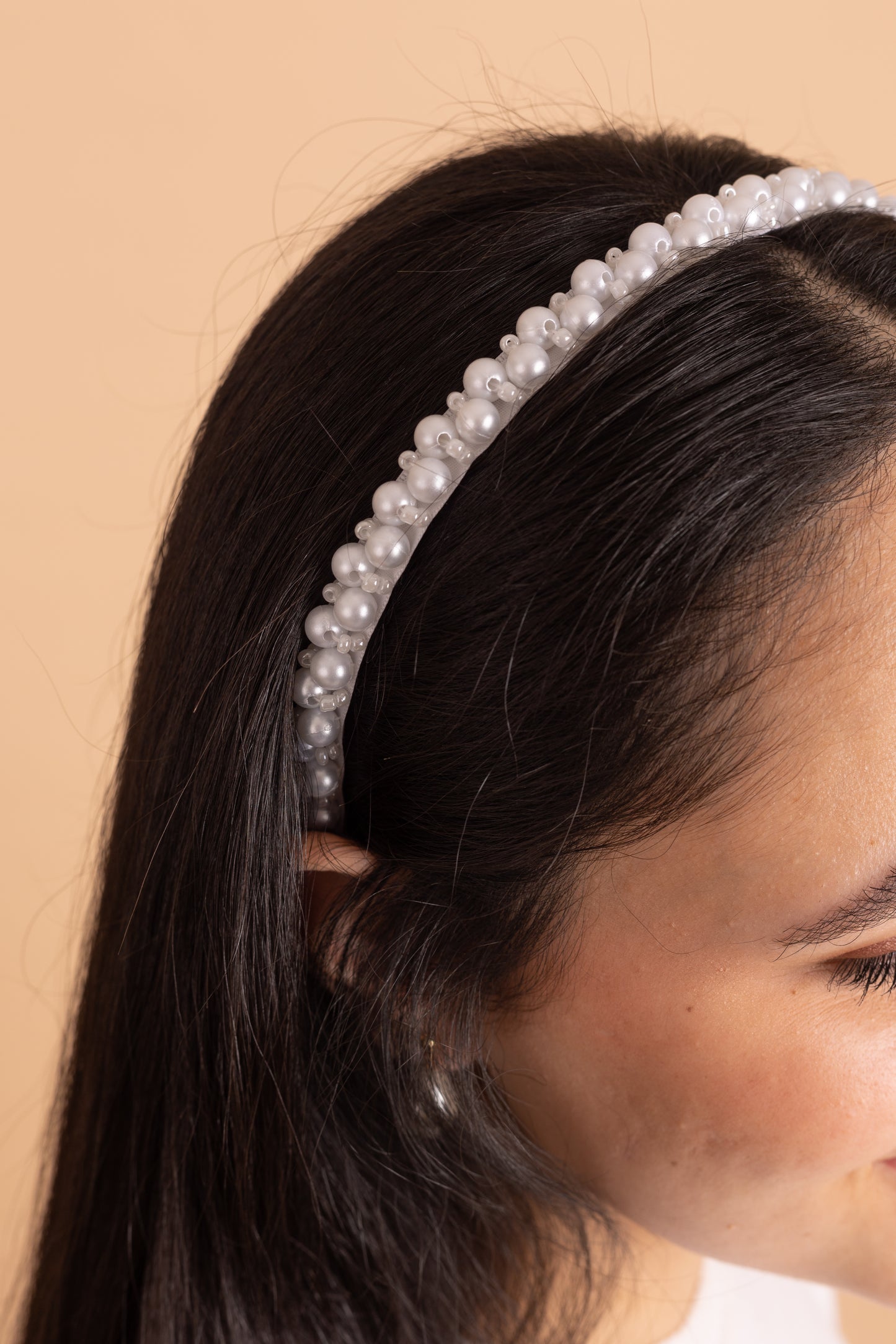 The Beaded Headpiece in White